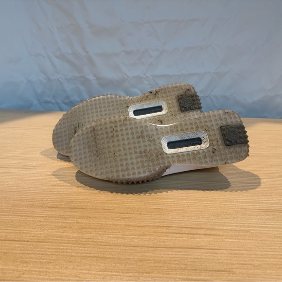 G/FORE White Golf Shoes - Picture 7 of 7
